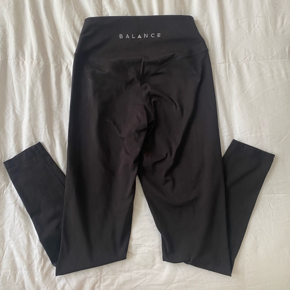 Balance Athletica - Size Medium - Tenacity Pant in Midnight
